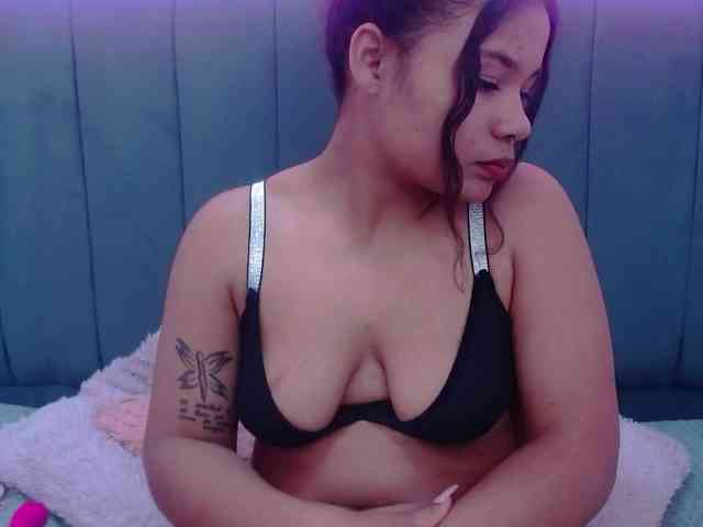 KittyBrooke webcam