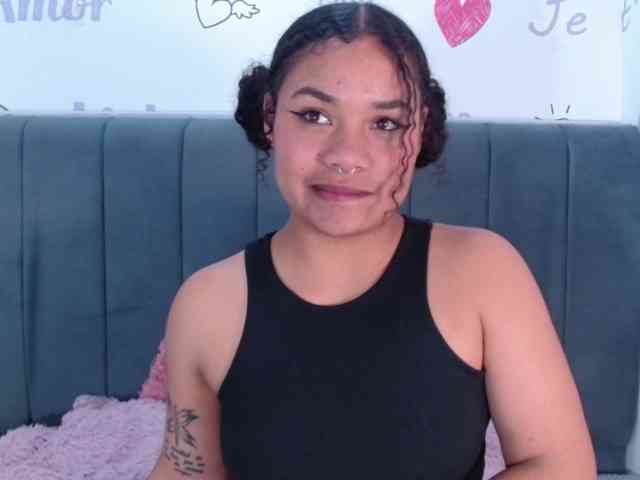 KittyBrooke webcam