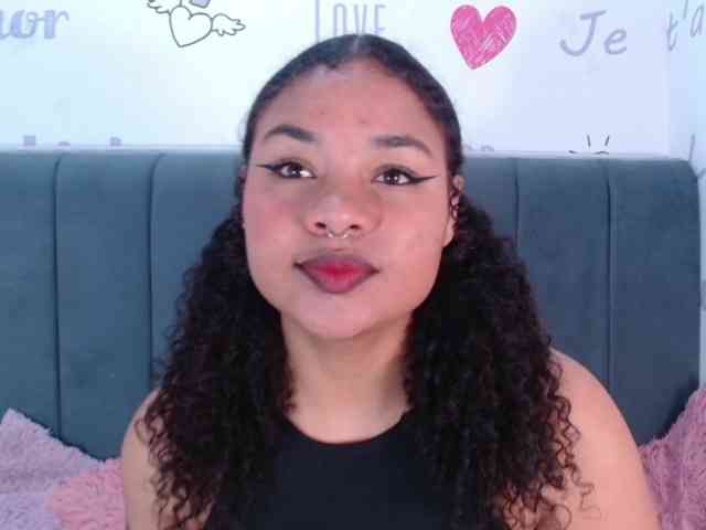 KittyBrooke webcam