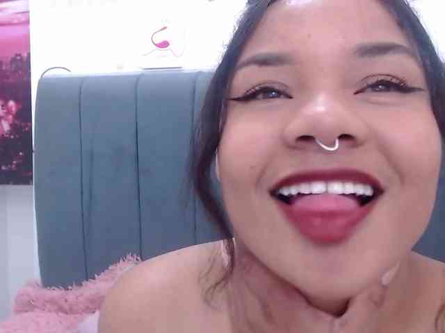 KittyBrooke webcam