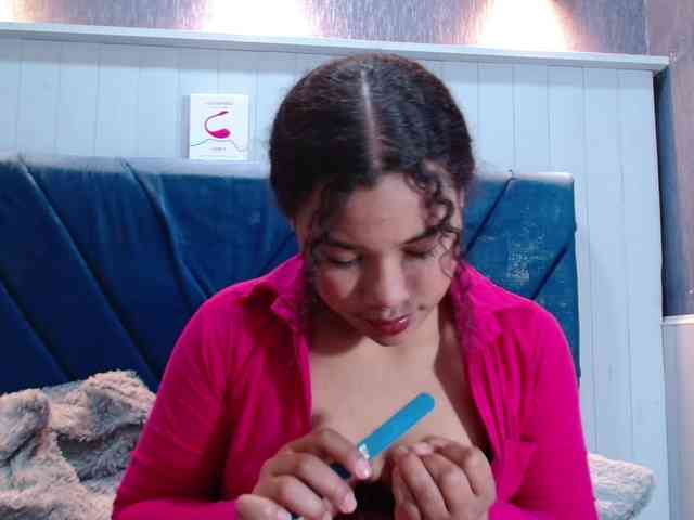 KittyBrooke webcam