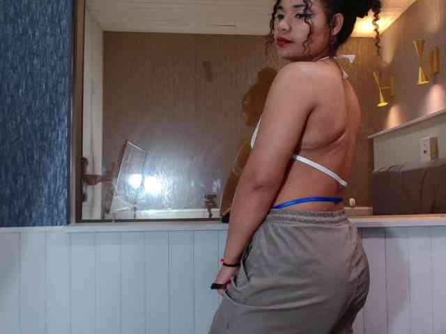 KittyBrooke webcam
