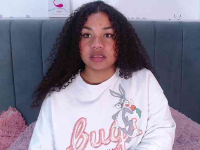 KittyBrooke webcam