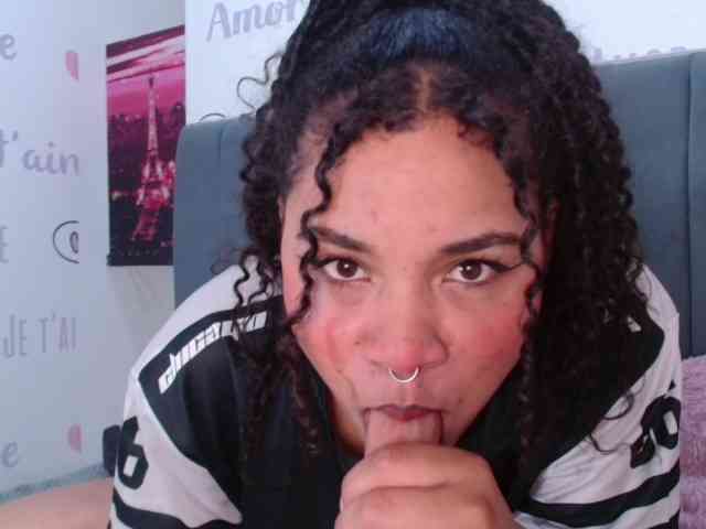 KittyBrooke webcam