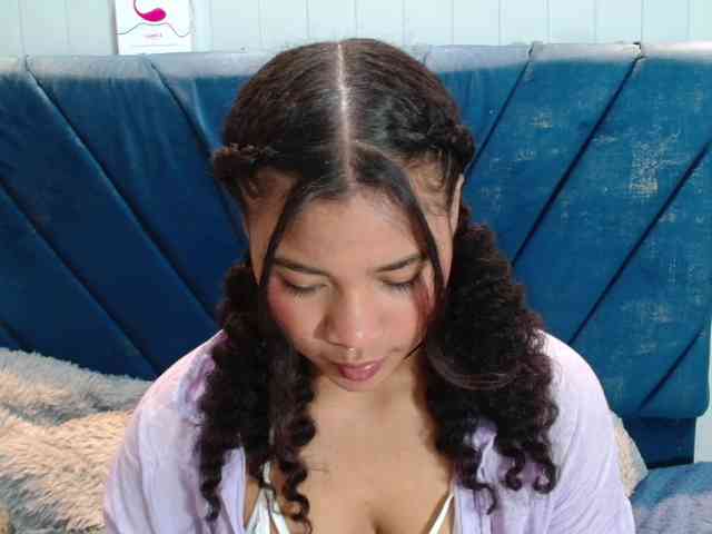 KittyBrooke webcam