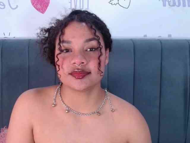 KittyBrooke webcam