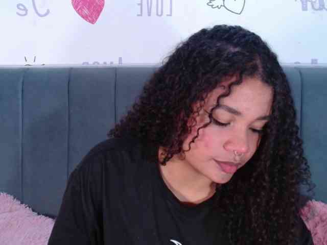 KittyBrooke webcam