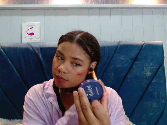 KittyBrooke webcam