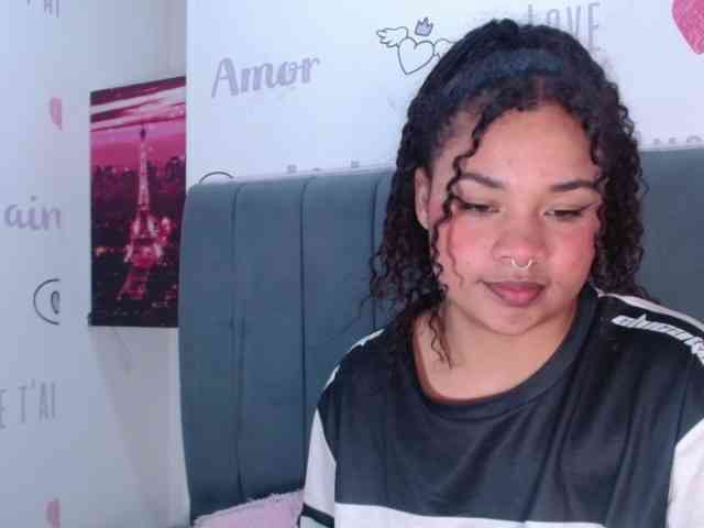 KittyBrooke webcam