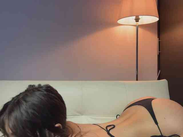 Sexyloly_cum webcam