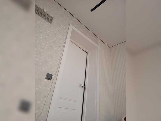 Mikki88K's BongaCams show and profile