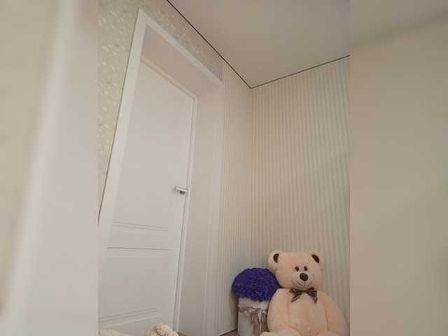 Mikki88K's BongaCams show and profile