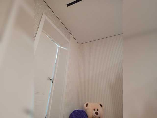 Mikki88K's BongaCams show and profile