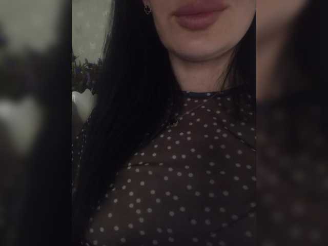 Mikki88K's BongaCams show and profile