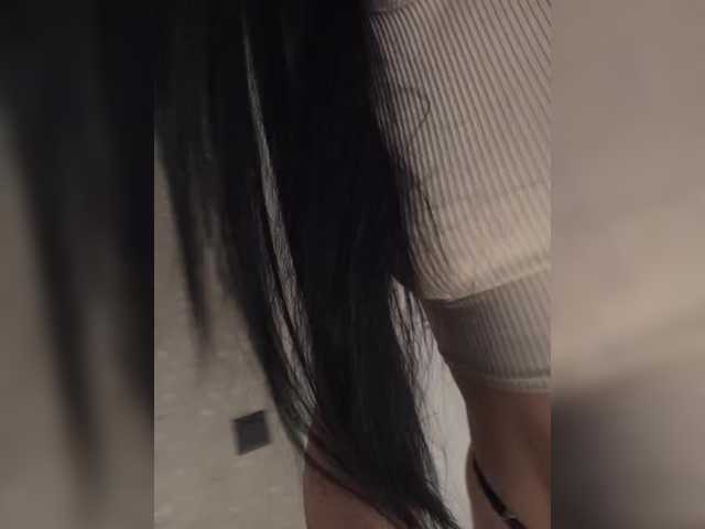 Mikki88K's BongaCams show and profile