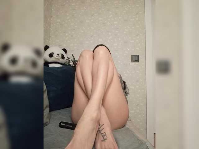 Mikki88K's BongaCams show and profile