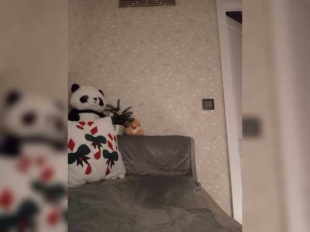 Mikki88K's BongaCams show and profile