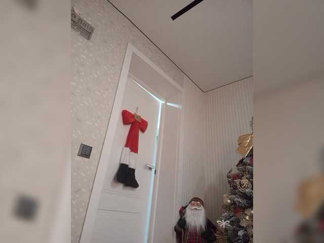 Mikki88K's BongaCams show and profile