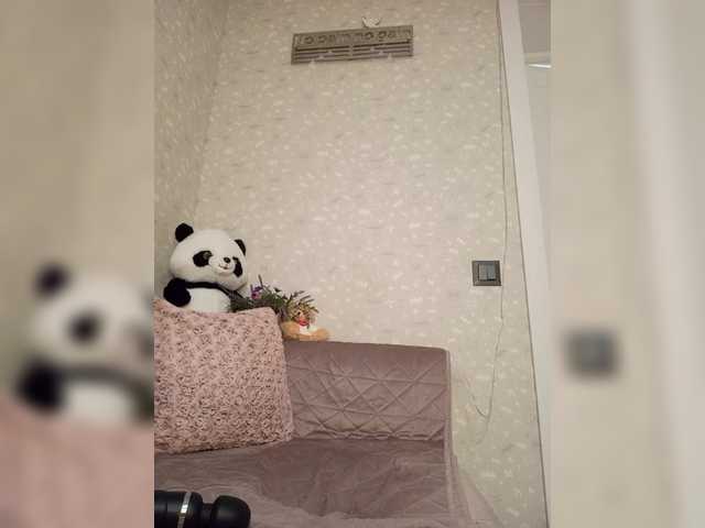 Mikki88K's BongaCams show and profile