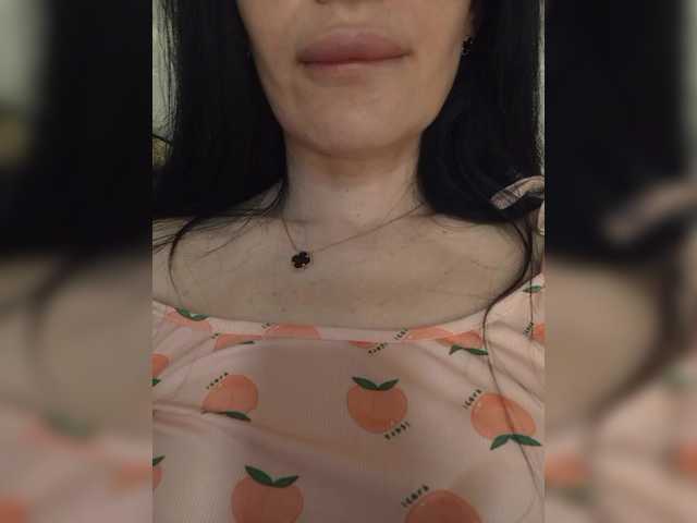 Mikki88K's BongaCams show and profile