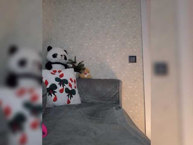 Mikki88K's BongaCams show and profile