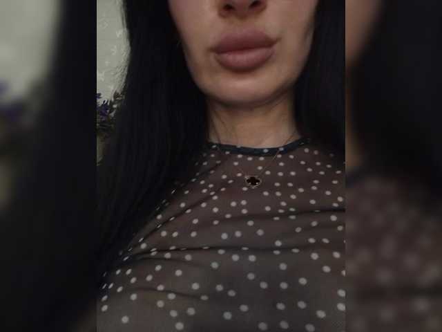 Mikki88K's BongaCams show and profile