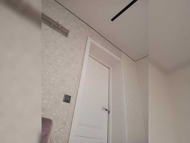 Mikki88K's BongaCams show and profile