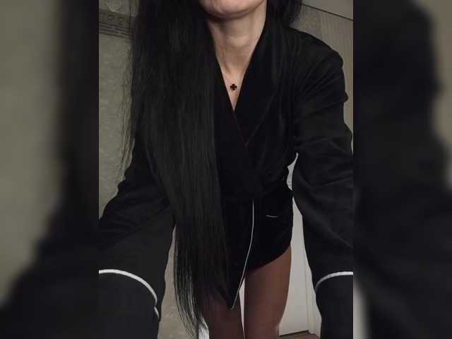 Mikki88K's BongaCams show and profile