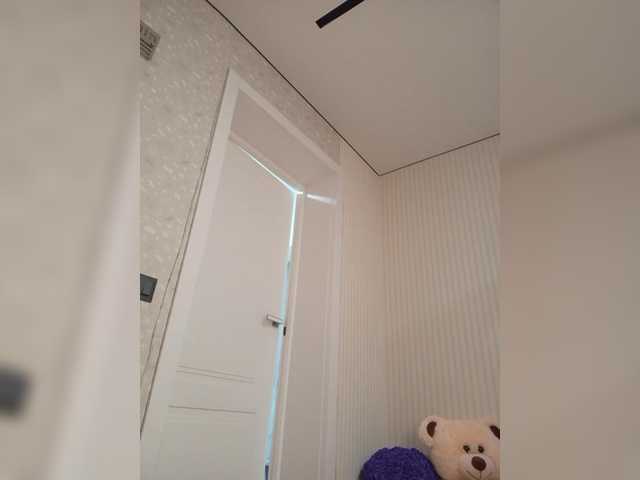 Mikki88K's BongaCams show and profile