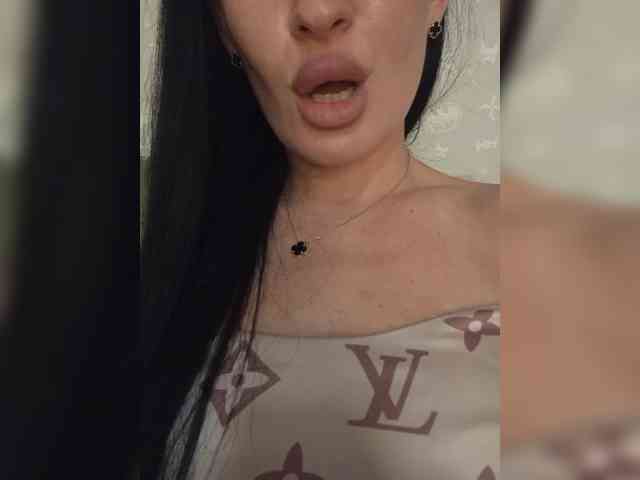 Black_chick webcam
