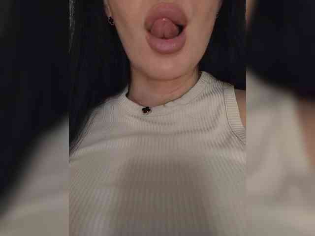 Black_chick webcam