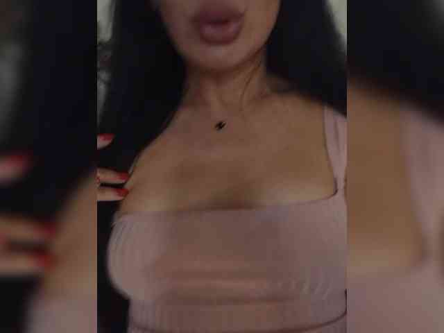 Black_chick webcam