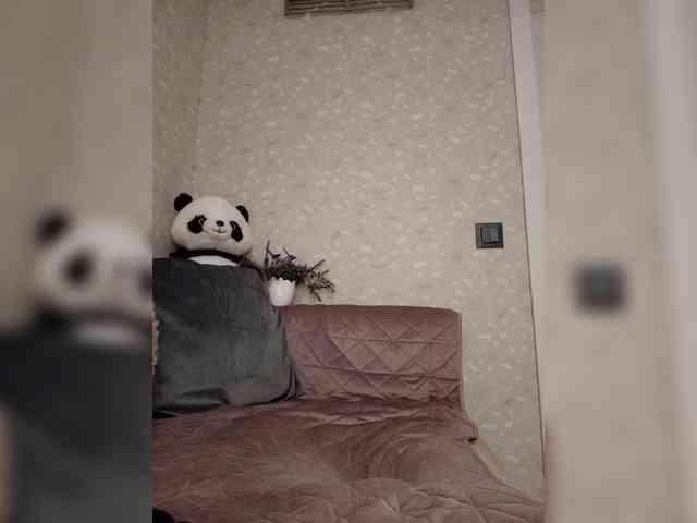 Black_chick webcam