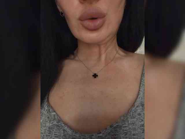 Black_chick webcam