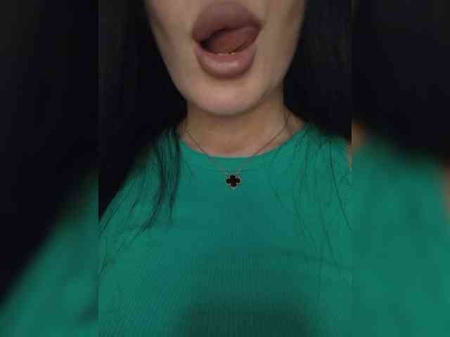 Black_chick webcam