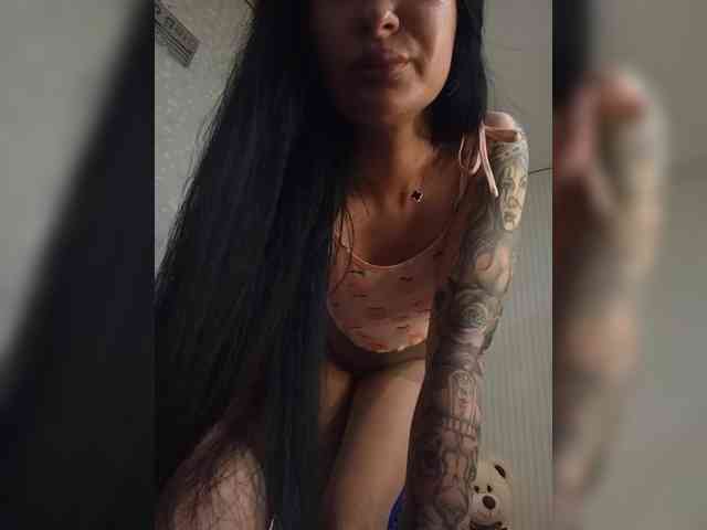 Black_chick webcam