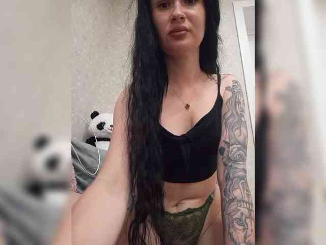 Black_chick webcam