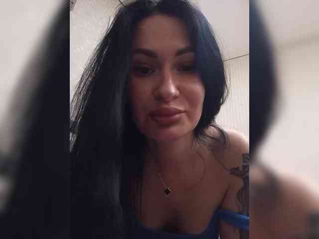 Black_chick webcam