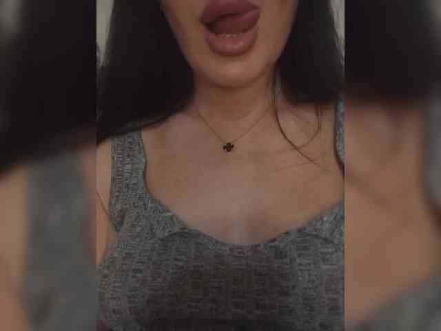 Black_chick webcam