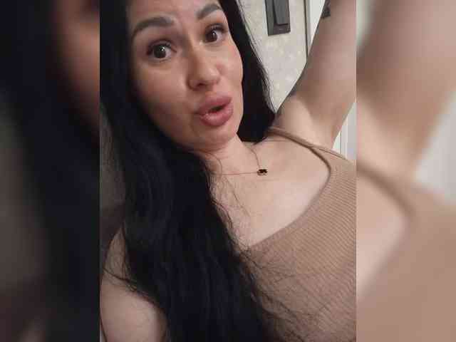 Black_chick webcam