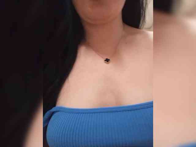 Black_chick webcam