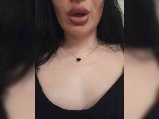 Black_chick webcam