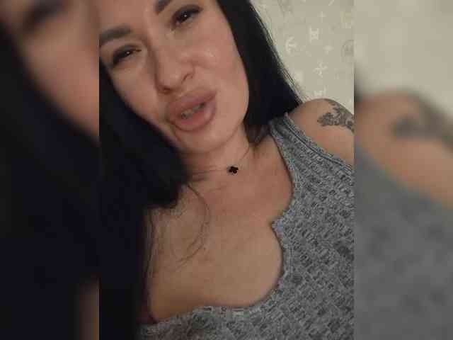 Black_chick webcam