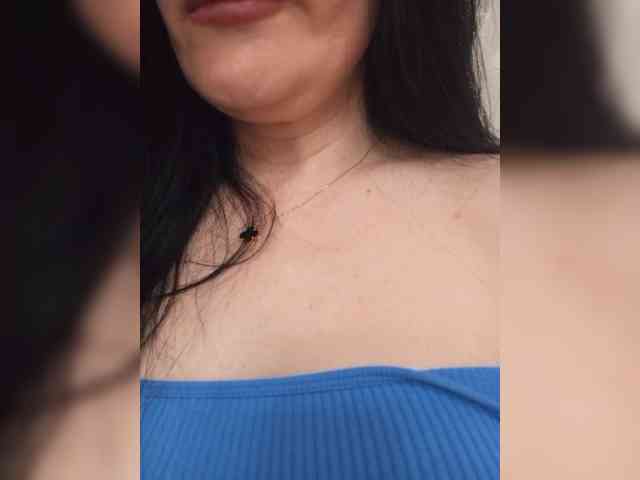 Black_chick webcam