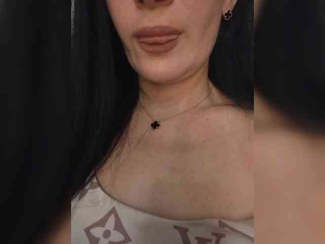 Black_chick webcam