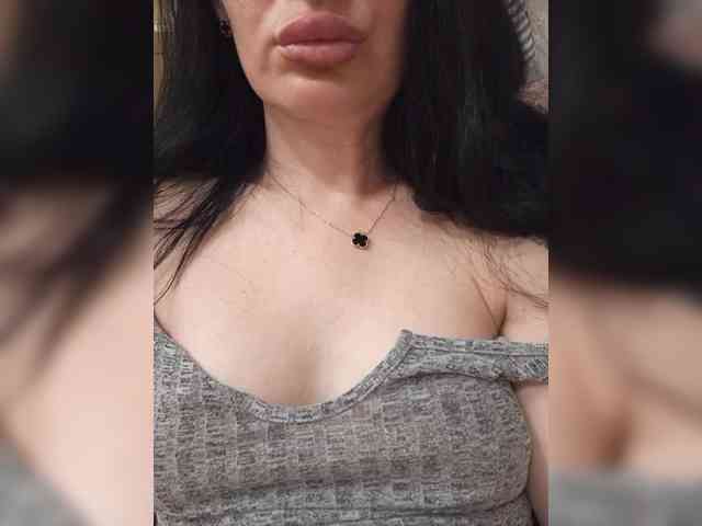 free video chatroom Mikki88K