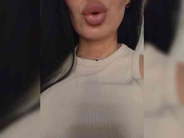 Black_chick webcam