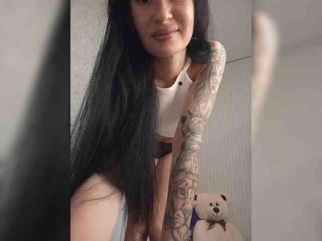 Black_chick webcam