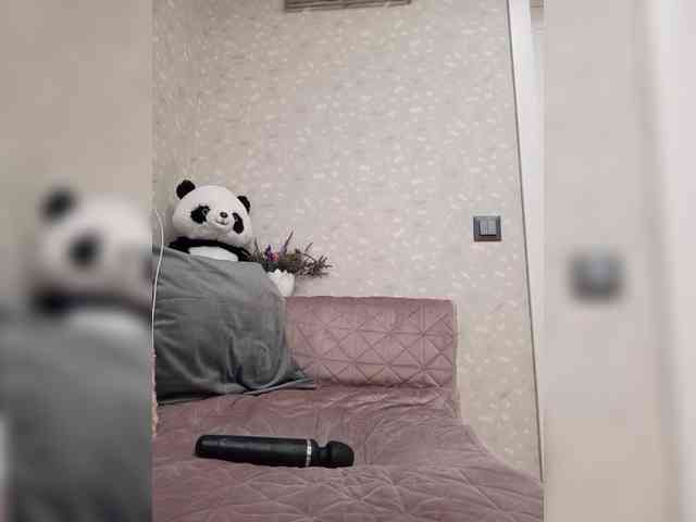 Black_chick webcam