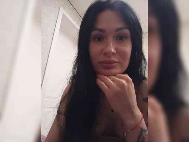 Black_chick webcam